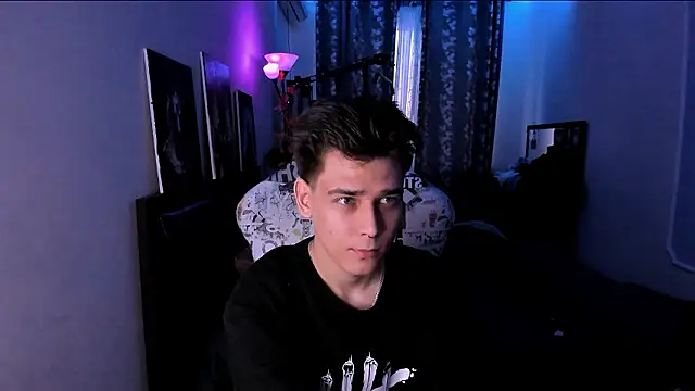 Foxicfu online show from 02-01-26, 11:52