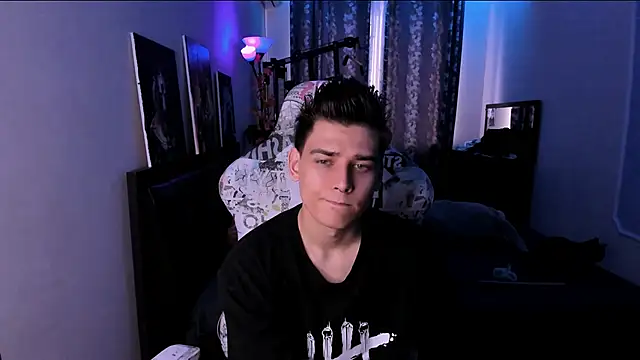 Foxicfu online show from 02-07-26, 07:38