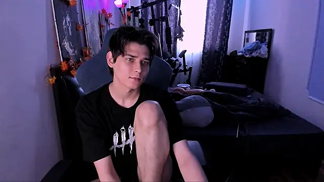 Foxicfu online show from 01-10-26, 09:26