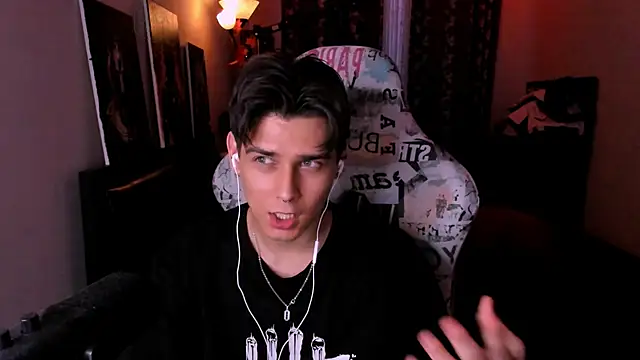 Foxicfu online show from 03-23-26, 01:11