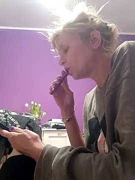 BritneyHudson online show from 03-03-26, 06:09