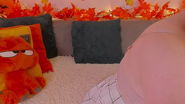 Tori the witch online show from 11-08-25, 06:50