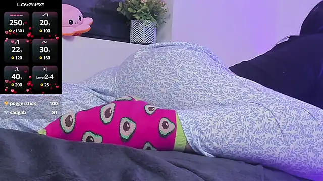 RitaSonnet online show from 02-27-25, 01:17