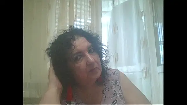 Snapshot of maturekorine chatting on 05-29-26, 03:07 maturekorine online show from 05-29-26, 03:07