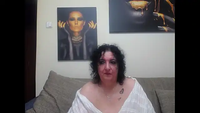 Snapshot of maturekorine chatting on 05-17-26, 09:59 maturekorine online show from 05-17-26, 09:59