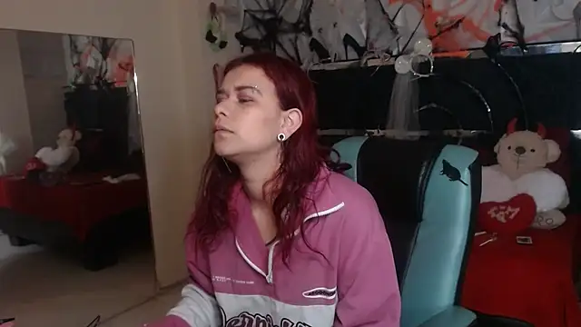 red moon 2 online show from 10-30-25, 03:09