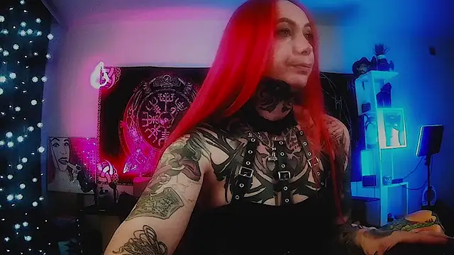 Snapshot of miss_jenna_lovee chatting on 05-19-26, 11:56 miss jenna lovee online show from 05-19-26, 11:56