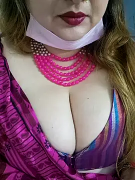 Snapshot of Rupaleesexy chatting on 06-20-26, 06:24 Rupaleesexy online show from 06-20-26, 06:24