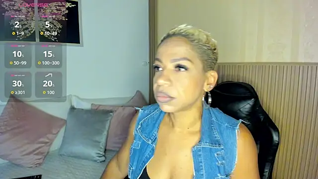 summer night  online show from 10-13-25, 01:23