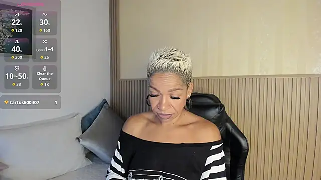 summer night  online show from 09-09-25, 11:52