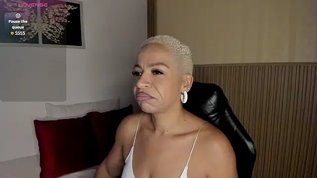 summer night  online show from 03-03-26, 11:39