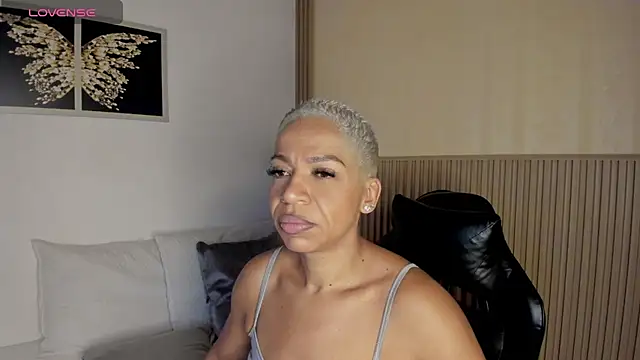 summer night  online show from 02-08-26, 01:09