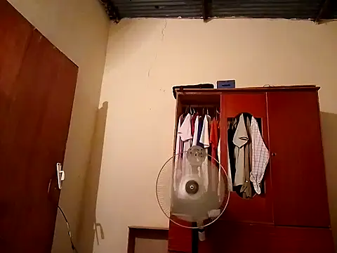 sincuenton24cmts online show from 10-05-25, 02:24