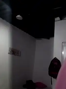 KarameloVzla online show from 01-17-26, 01:42