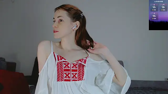 Amina Barbarian online show from 11-08-25, 06:11