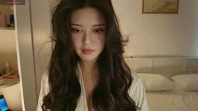 Snapshot of tenderlybaee chatting on 10-12-25, 03:30 tenderlybaee online show from 10-12-25, 03:30