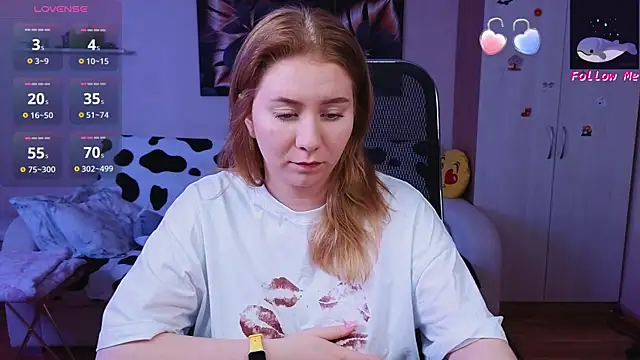 D0nna  online show from 10-11-25, 06:58