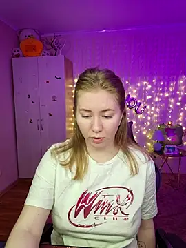 D0nna  online show from 04-01-26, 09:45