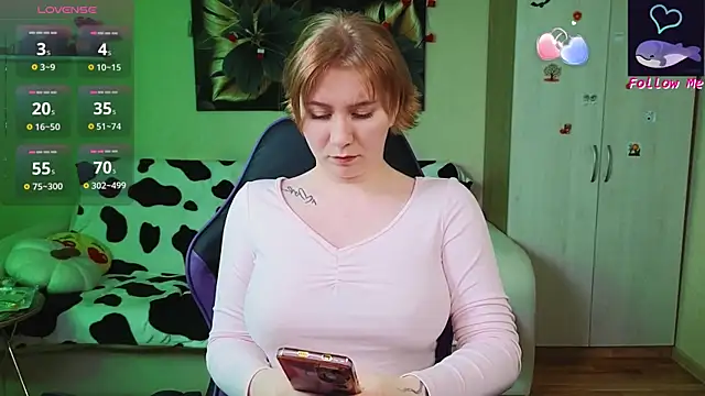 D0nna  online show from 11-24-25, 10:10