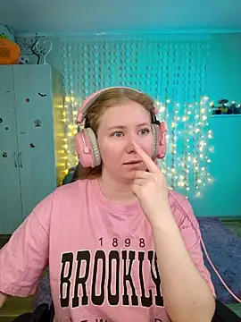 D0nna  online show from 05-01-26, 04:56