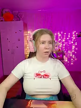 D0nna  online show from 04-19-26, 06:10