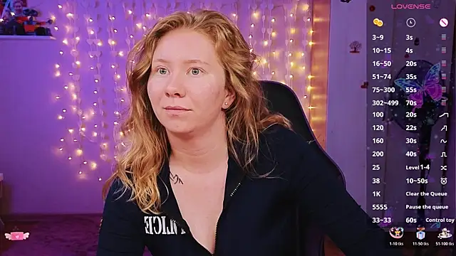 D0nna  online show from 06-08-26, 01:28