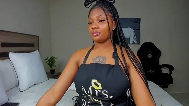 Renee-18 online show from 09-09-25, 04:11