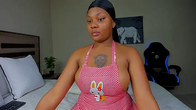 Renee-18 online show from 10-21-25, 12:32