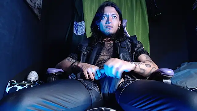 Dicaprioo  online show from 04-17-26, 03:31