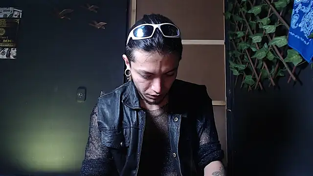 Dicaprioo  online show from 11-05-25, 02:47