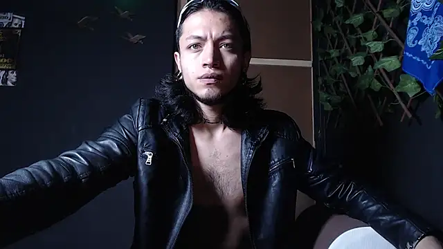 Dicaprioo  online show from 11-07-25, 03:11