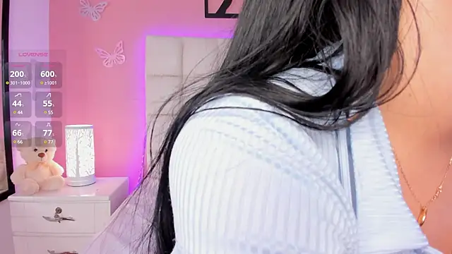 Emily roux online show from 01-28-25, 01:18