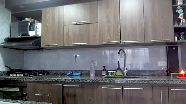 Snapshot of adan_eva960 chatting on 02-25-25, 01:00 adan eva960 online show from 02-25-25, 01:00