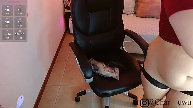 Charlotte Jones   online show from 10-28-25, 10:36