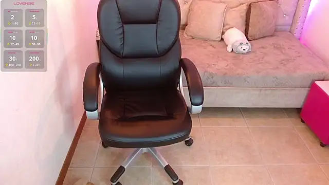 Charlotte Jones   online show from 12-02-25, 06:20