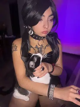  Gothiccbitch  online show from 06-05-26, 06:52