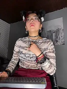 Snapshot of _Gothiccbitch_ chatting on 01-08-25, 06:52  Gothiccbitch  online show from 01-08-25, 06:52