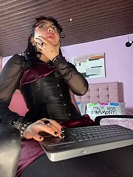 Snapshot of _Gothiccbitch_ chatting on 02-26-25, 11:32  Gothiccbitch  online show from 02-26-25, 11:32
