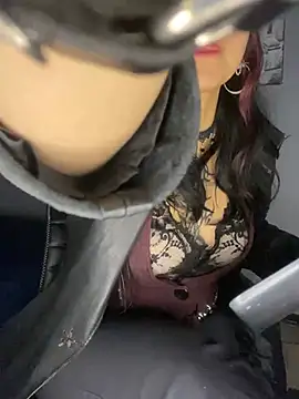 Snapshot of _Gothiccbitch_ chatting on 02-07-25, 11:12  Gothiccbitch  online show from 02-07-25, 11:12