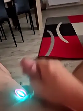 Szeltolo001 online show from 03-30-26, 02:35