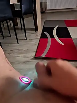 Szeltolo001 online show from 03-06-26, 03:34