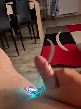 Szeltolo001 online show from 03-31-26, 10:45