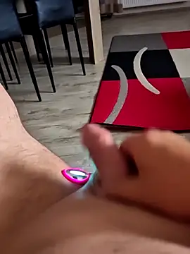 Szeltolo001 online show from 04-02-26, 02:19