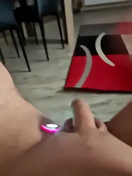 Szeltolo001 online show from 03-08-26, 03:10