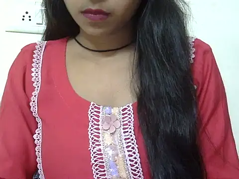 momo lov online show from 10-12-25, 04:25