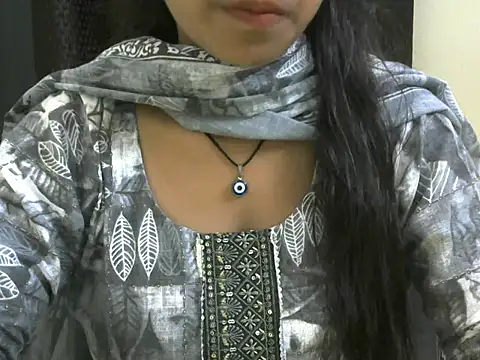 momo lov online show from 09-25-25, 05:35