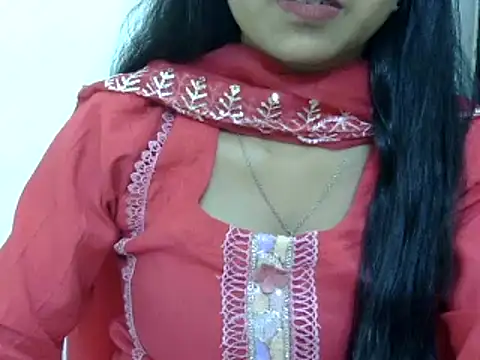 momo lov online show from 03-10-25, 08:39