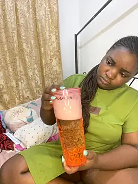 sweet18creamybigpussy online show from 10-12-25, 07:26