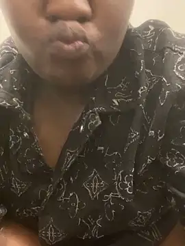 sweet18creamybigpussy online show from 12-15-25, 03:40