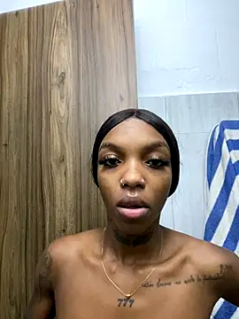 CahitlinBell online show from 11-28-25, 11:38